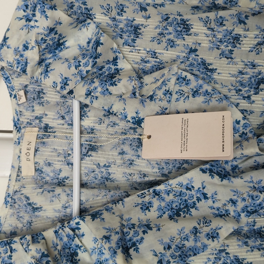 ๐ Doen Henri Floral Ruffle Blouse IN BLEU ROSIER FLORAL Small - Picture 5 of 7